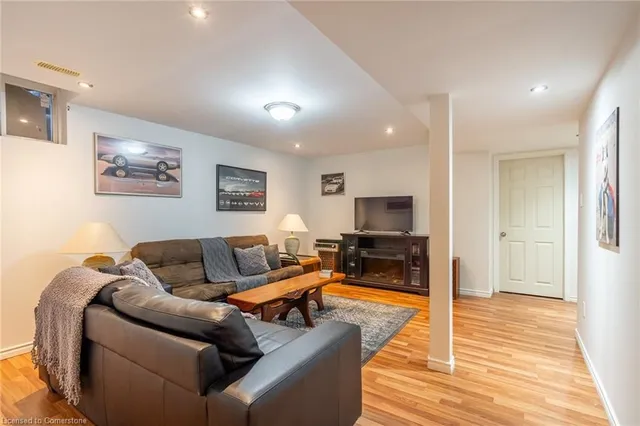 Additional image 31 of 81 Segwun Rd