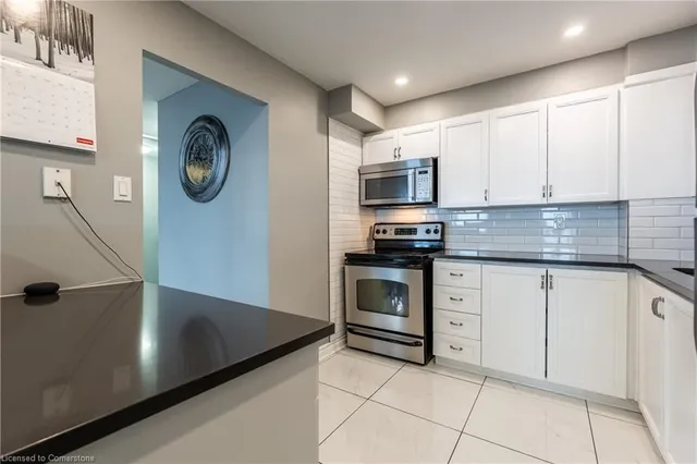 Additional image 11 of 500 Green Rd Unit 1415