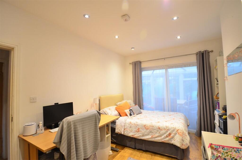 Additional image 11 of Harborne Park Road, B17 0NE