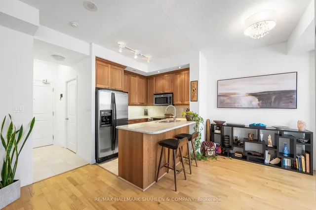 Additional image 10 of 900 Mount Pleasant Rd Unit 426