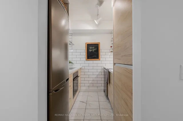 Additional image 3 of 50 Lombard St Unit 804