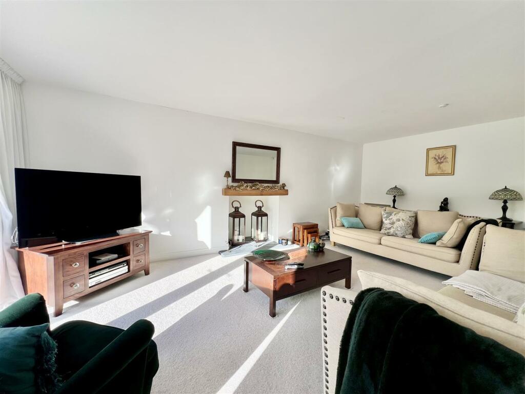 Additional image 10 of Winston Drive, Romsley, Halesowen