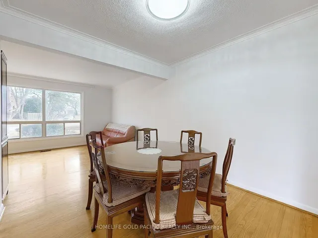 Additional image 8 of 38 Resolution Cres