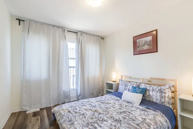 Additional image 25 of 1285 Sycamore Gdns Unit 3