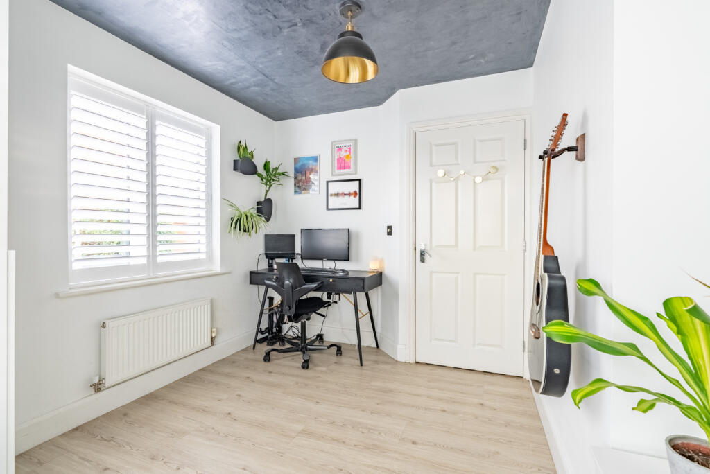 Additional image 13 of Old School Drive, Wheathampstead, St. Albans, Hertfordshire, AL4