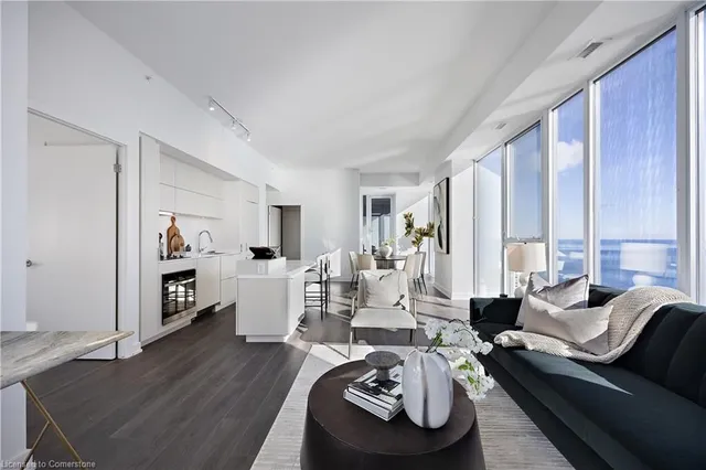 Additional image 19 of 370 Martha St Unit 2506