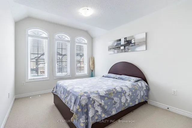 Additional image 30 of 28 Speedwell St