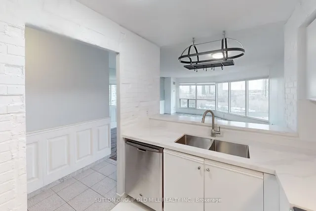 Additional image 10 of 2269 Lake Shore Blvd Unit 1402