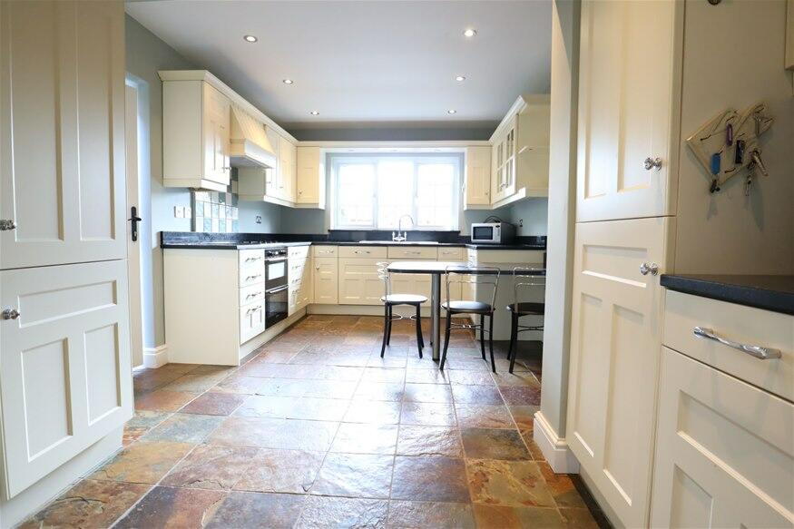 Additional image 2 of Maple Cottages, West Common, Harpenden, AL5