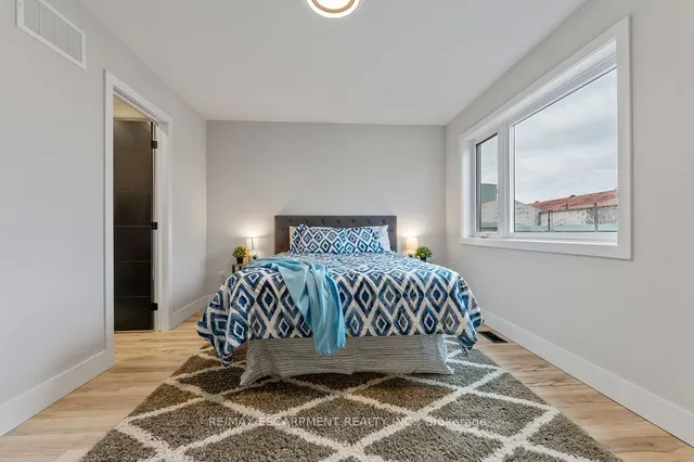 Additional image 21 of 209 Grenfell St