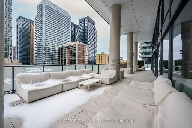 Additional image 35 of 161 Roehampton Ave Unit 1913