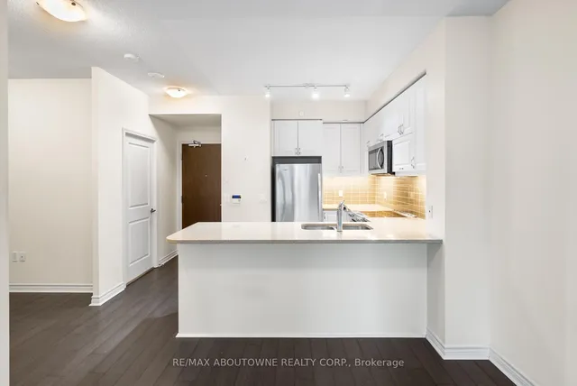 Additional image 18 of 39 Annie Craig Dr Unit 802