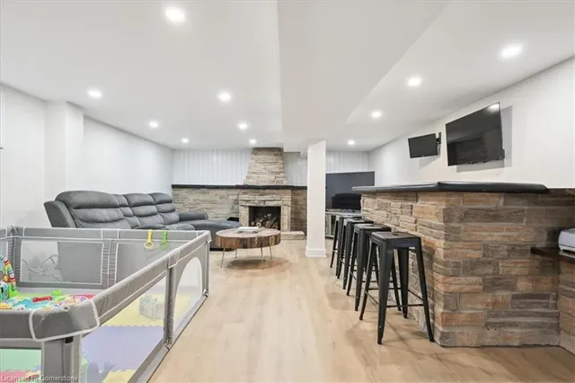 Additional image 27 of 72 West 25th St