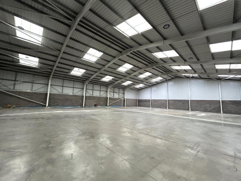 Additional image 5 of 21 Buntsford Drive, Bromsgrove, Worcestershire, B60 3AJ