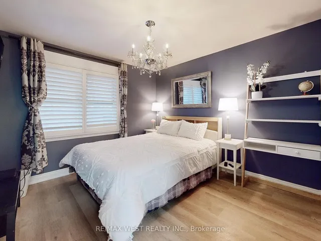 Additional image 14 of 120 Hadrian Dr