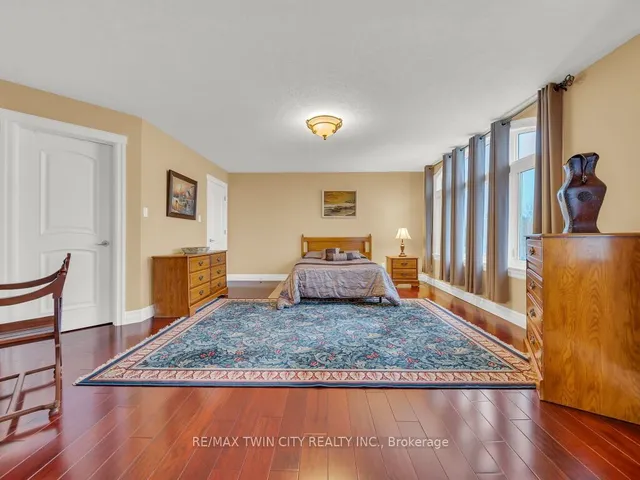 Additional image 24 of 26 Paddock Crt