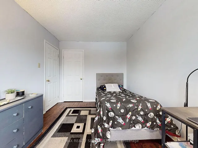 Additional image 23 of 8 Stephensen Crt