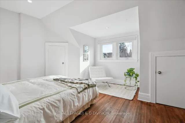 Additional image 29 of 220 Fern Ave