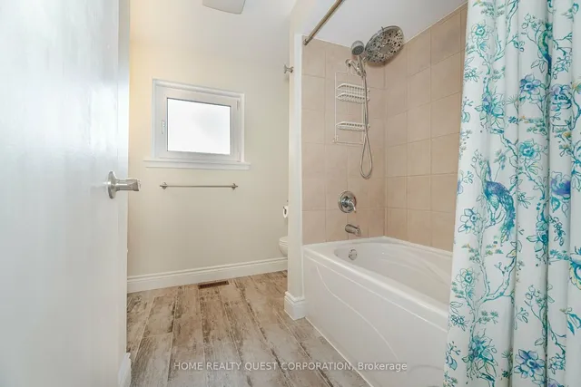 Additional image 32 of 41 Bowshelm Crt