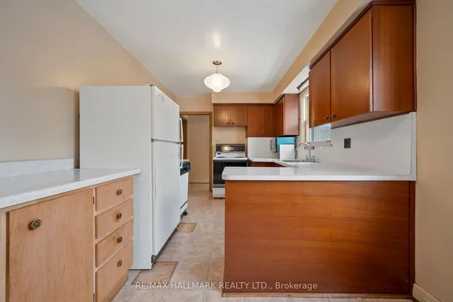 Additional image 11 of 34 Linelle St