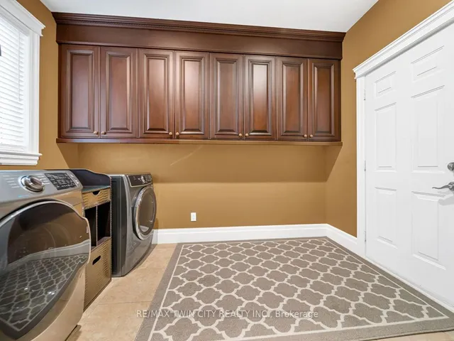 Additional image 14 of 26 Paddock Crt