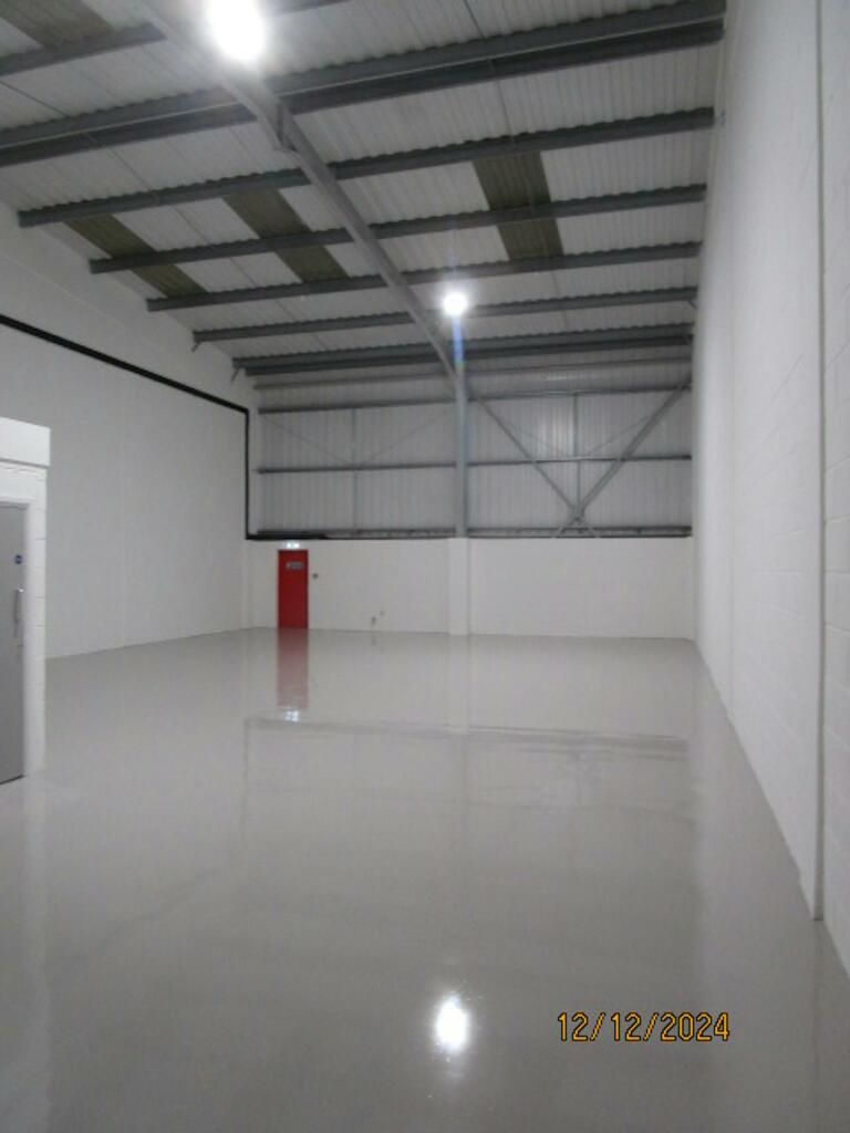 Additional image 3 of Unit 4 Dencora Centre, Campfield Road, St Albans, AL1 5HN