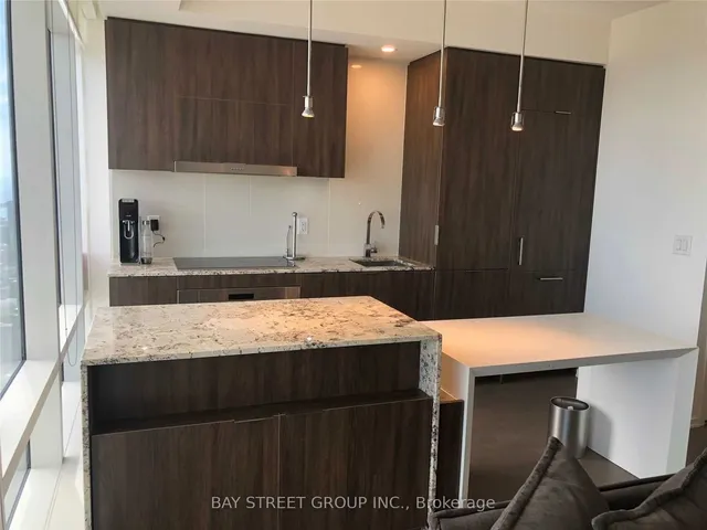 Additional image 4 of 1 Bloor St Unit 6703