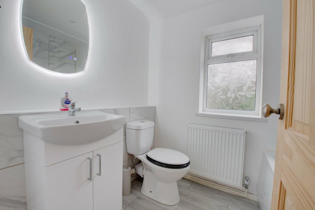 Additional image 9 of Flavel Road, Bromsgrove, Worcestershire, B60