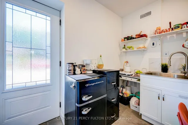 Additional image 34 of 12 Rollins Pl