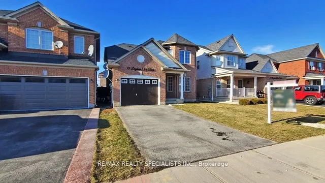 Additional image 2 of 13 Degrassi Cove Circ