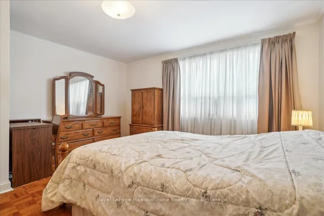 Additional image 25 of 21 Shaver Ave