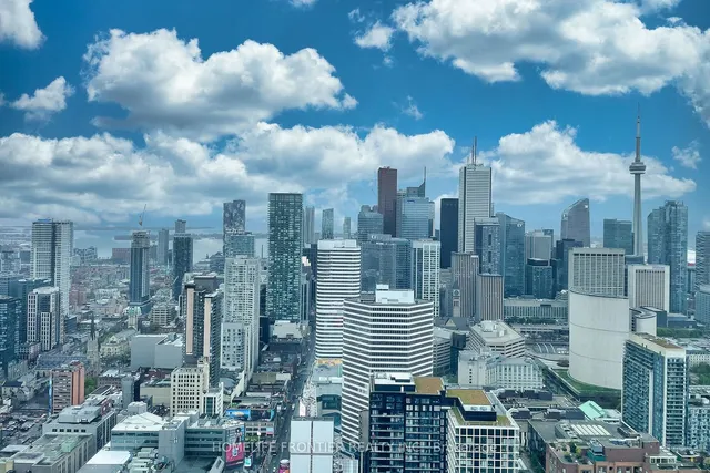 Additional image 27 of 386 Yonge St Unit 5609