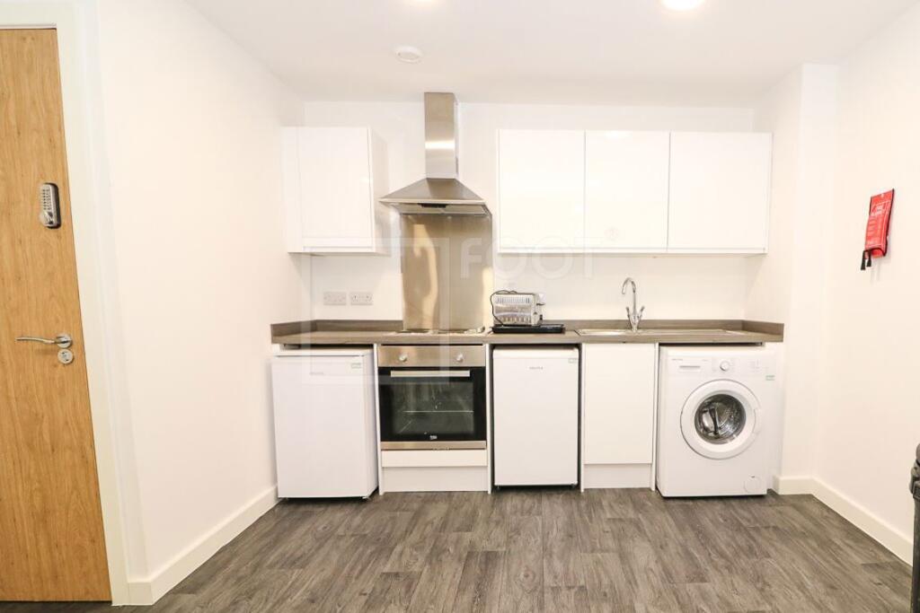 Additional image 11 of Colonnade House, Bradford, BD1