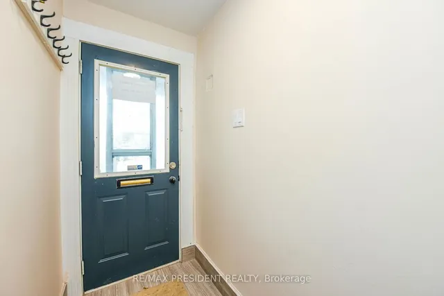 Additional image 21 of 23 Myrtle Ave