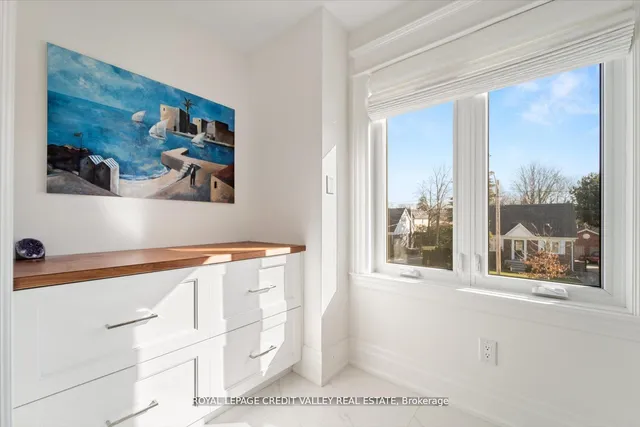 Additional image 29 of 128 Laurel Ave