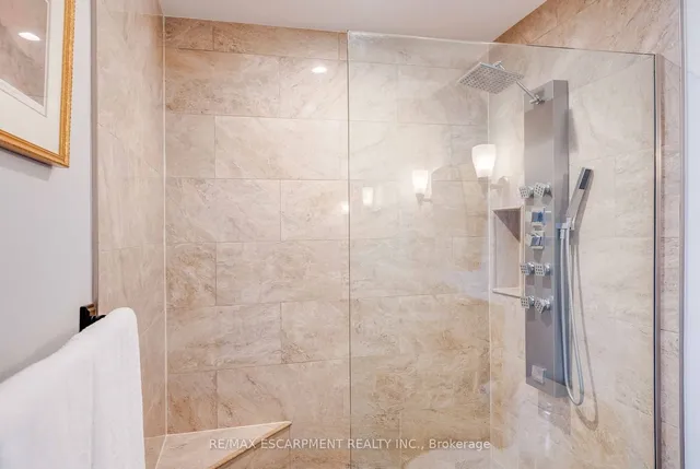 Additional image 22 of 2075 AMHERST HEIGHTS Dr Unit 402