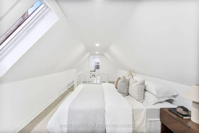 Additional image 33 of 15 Ferrier Ave