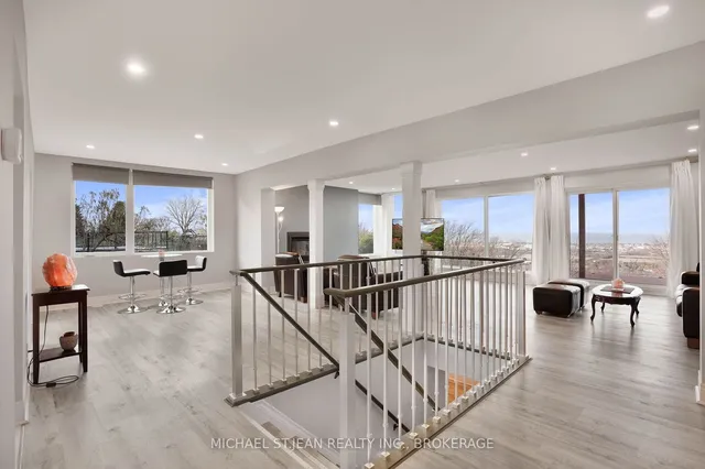 Additional image 8 of 827 Ridge Rd