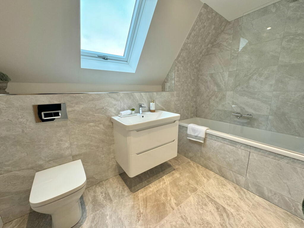 Additional image 14 of SHOW APARTMENT - OAK TREE PLACE, Tanworth Lane, Shirley