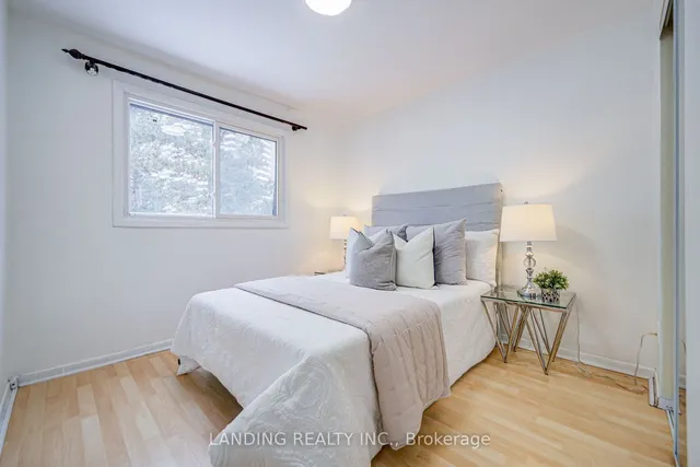 Additional image 16 of 210 Sprucewood Crt