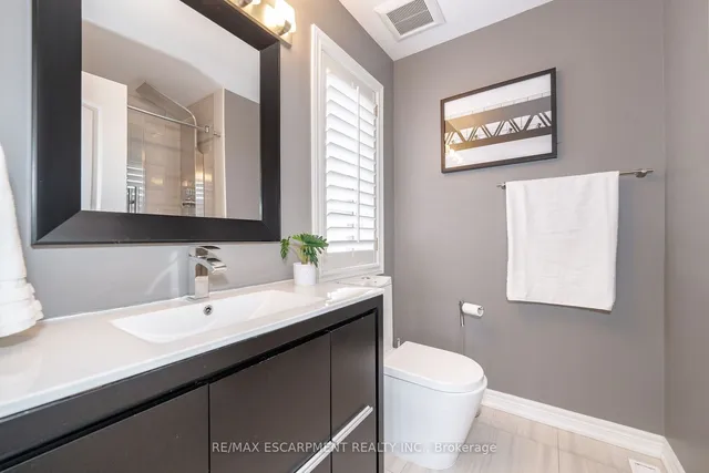 Additional image 28 of 1185 Lindenrock Dr