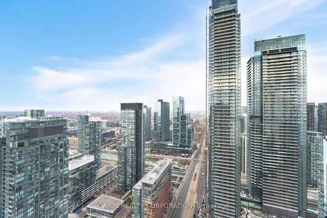 Additional image 28 of 35 Mariner Terr Unit 5501