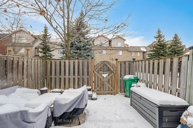 Additional image 31 of 47 Spadina Rd Unit 32