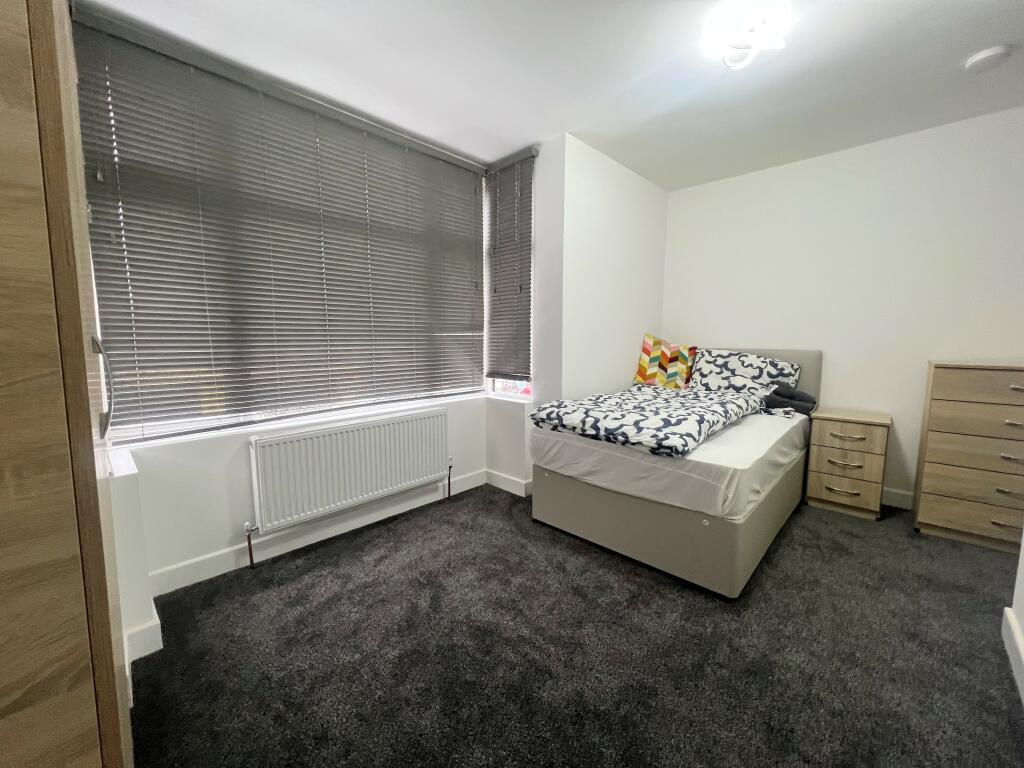 Additional image 4 of Bearwood Road, Smethwick