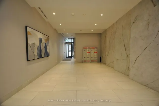 Additional image 5 of 4208 Dundas St Unit 702