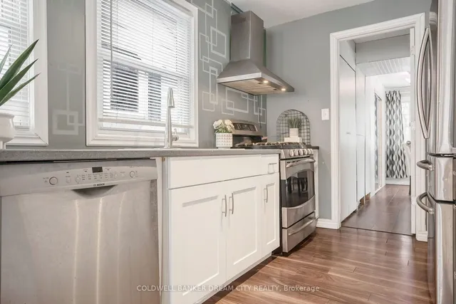 Additional image 17 of 528 UPPER WENTWORTH St