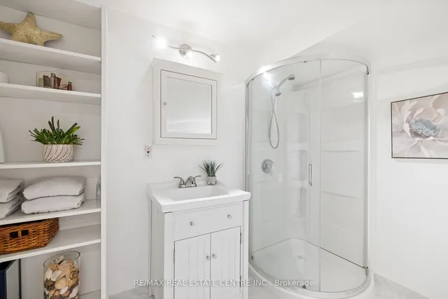 Additional image 36 of 4294 Sarazen Dr