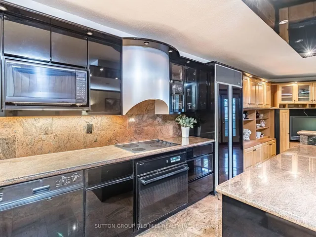 Additional image 10 of 288 Mill Rd Unit #A42