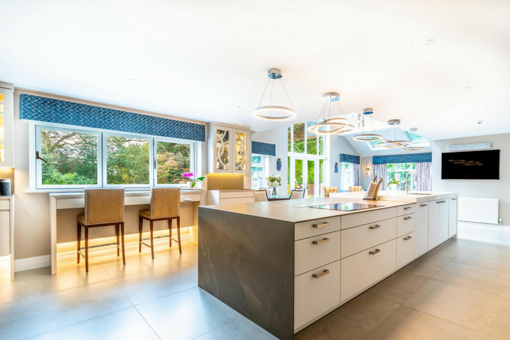 Additional image 51 of Denehurst Close, Barnt Green, Worcestershire B45 8HR