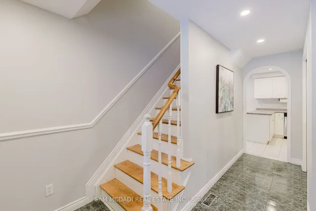 Additional image 34 of 2344 Devon Rd